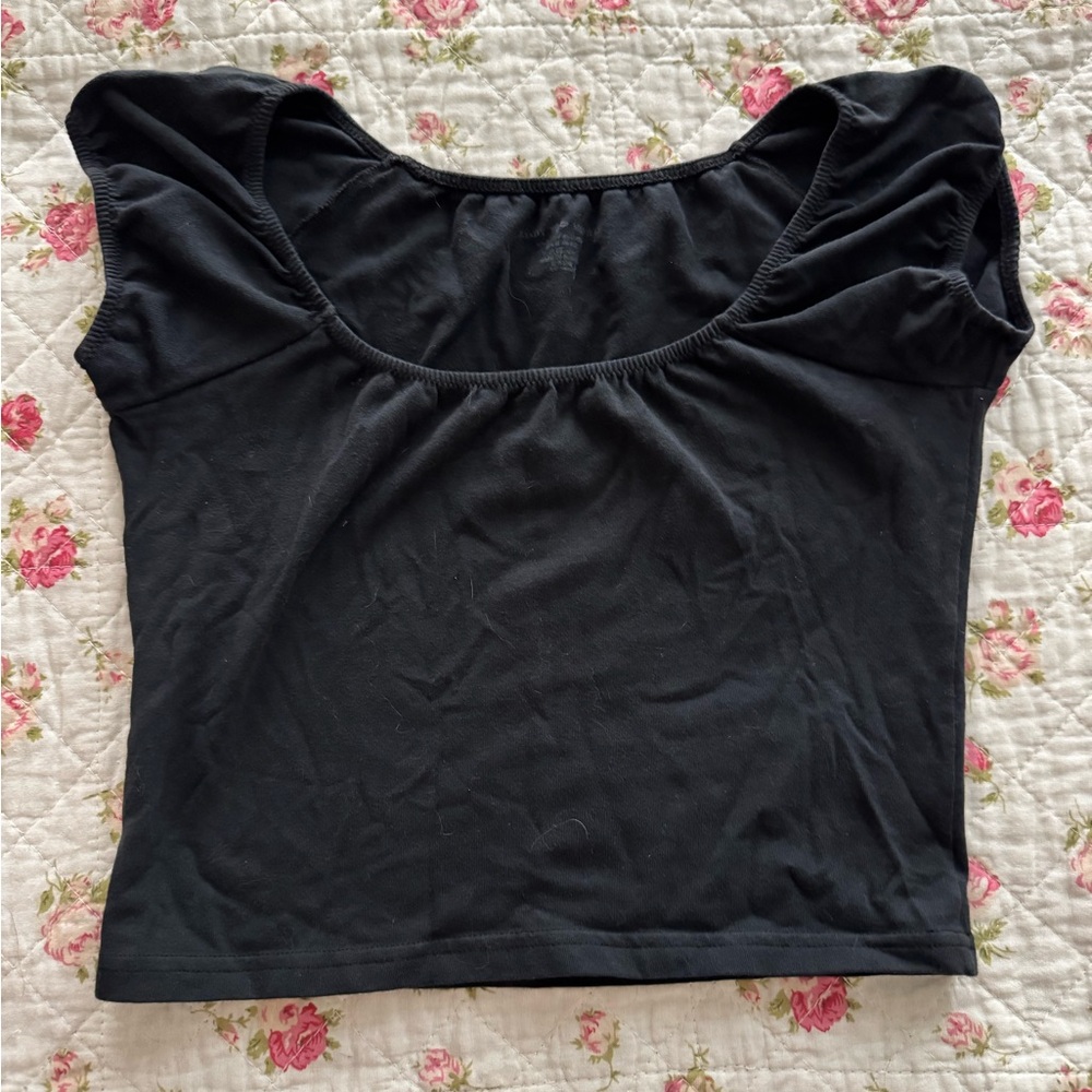 Brandy Melville Black cropped tee